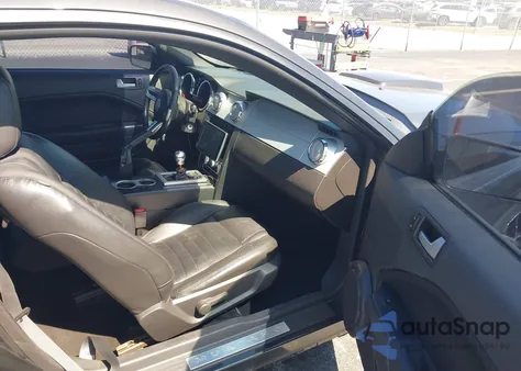 2008 Ford Mustang Gt Premium z USA, uszkodzony, nr VIN 1ZVHT82H485117474